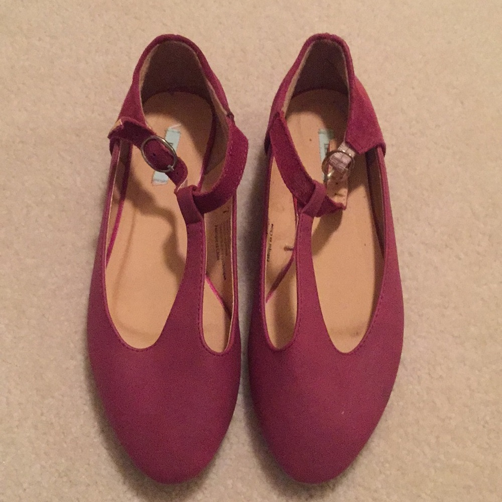 Never been worn! Kimchi blue shoes size 7